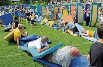 the-mattress-domino-effect